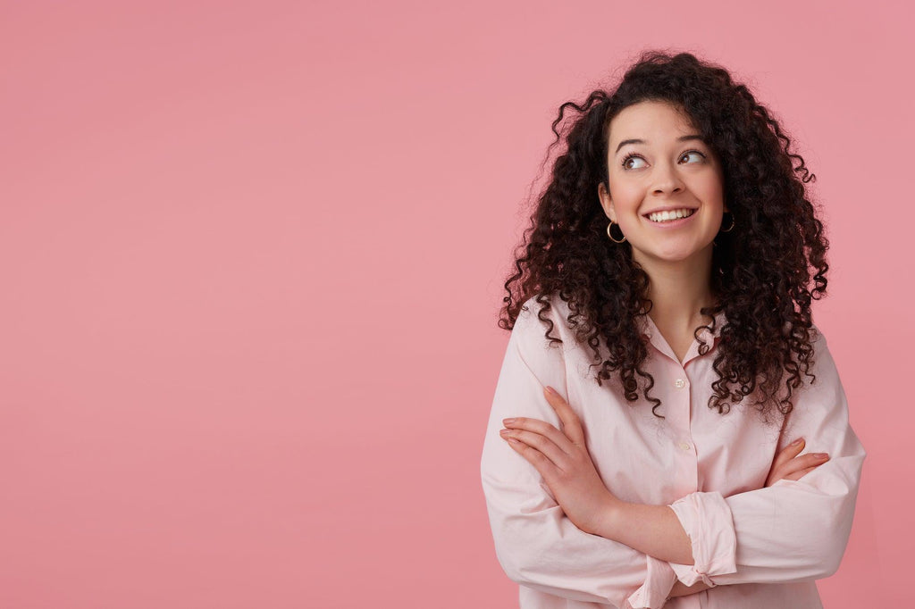 CELEBRITIES APPROVED: THE SENSATIONAL CURLY HAIR TREND