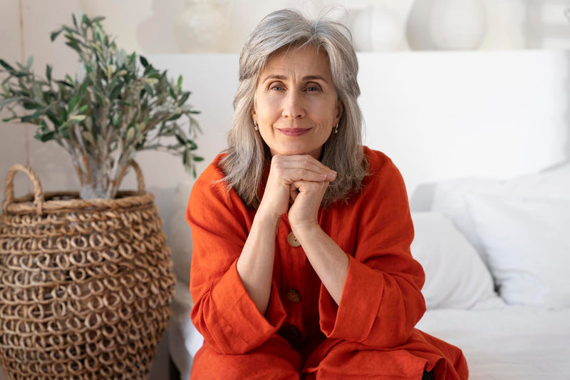 Adelgazamiento del cabello en la menopausia: cómo las extensiones de cabello pueden devolver la confianza