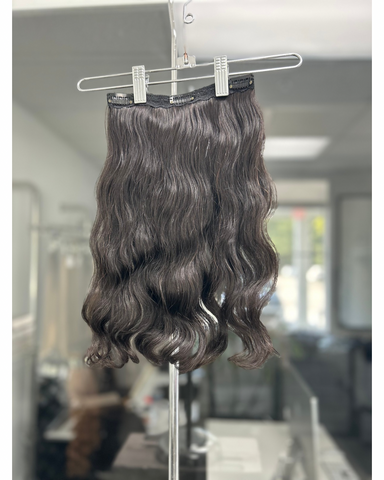 Natural B. Wavy Clip-In