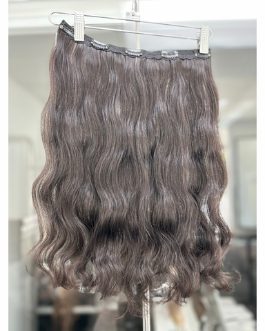 Natural B. Wavy Clip-In