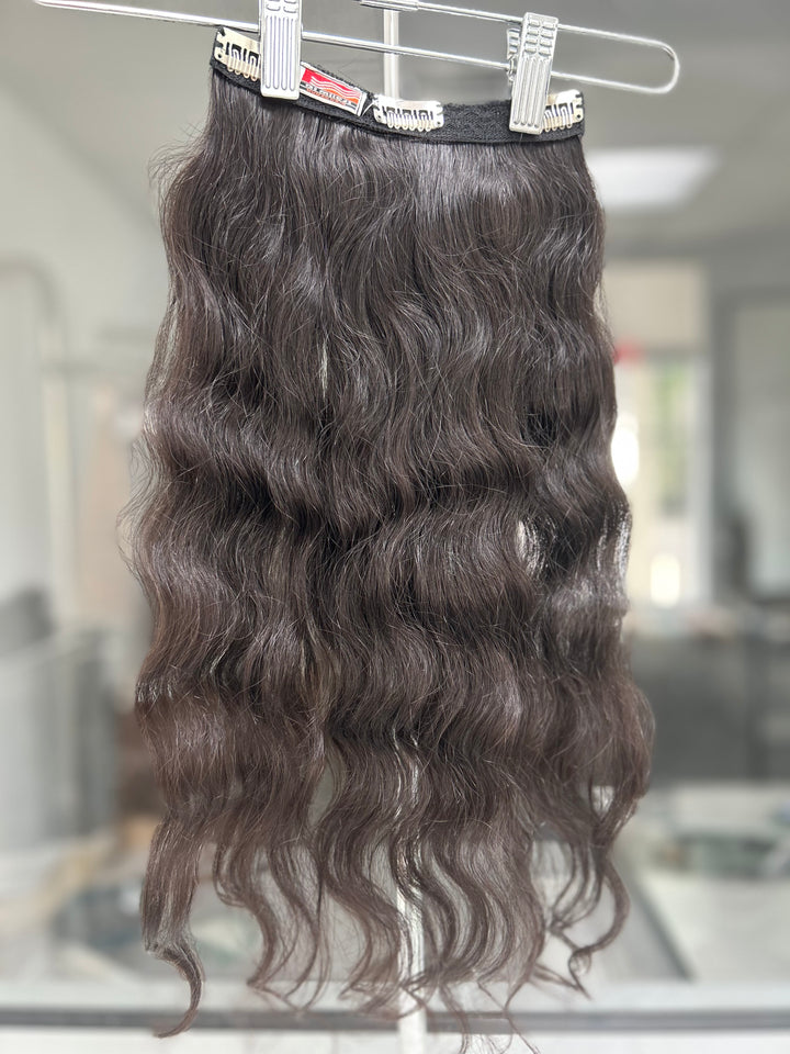 Natural B. Wavy Clip-In 18/20” - Di Milesi | Hair Extensions with high quality